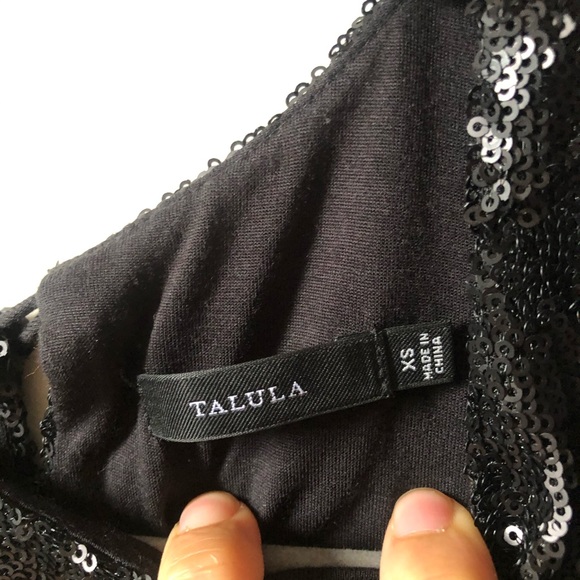 Aritzia talula  sleeveless open back top - Picture 5 of 9